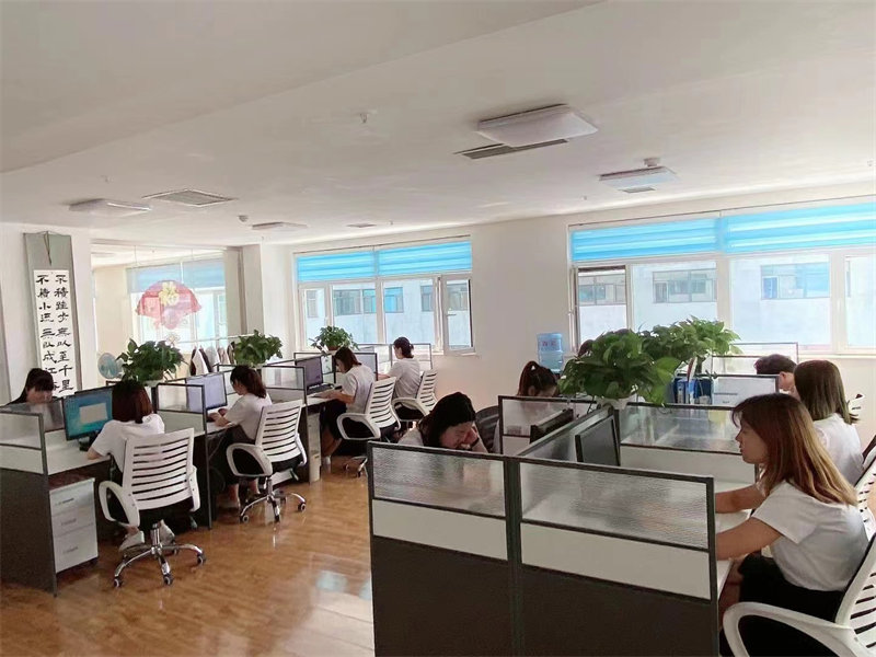 代運(yùn)營(yíng)與自己組建團(tuán)隊(duì)有什么不同？